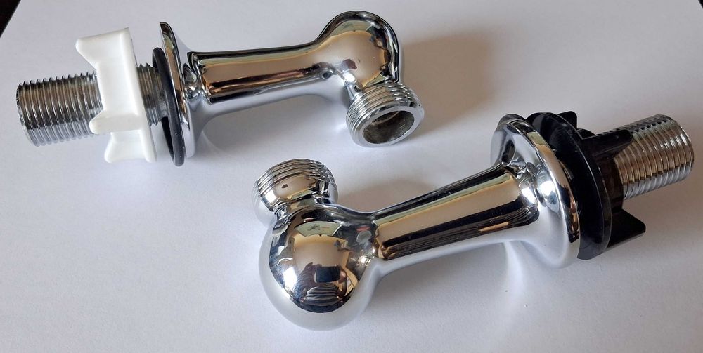 Kolanko  Do Montażu Baterii Wannowej RETRO 2 szt