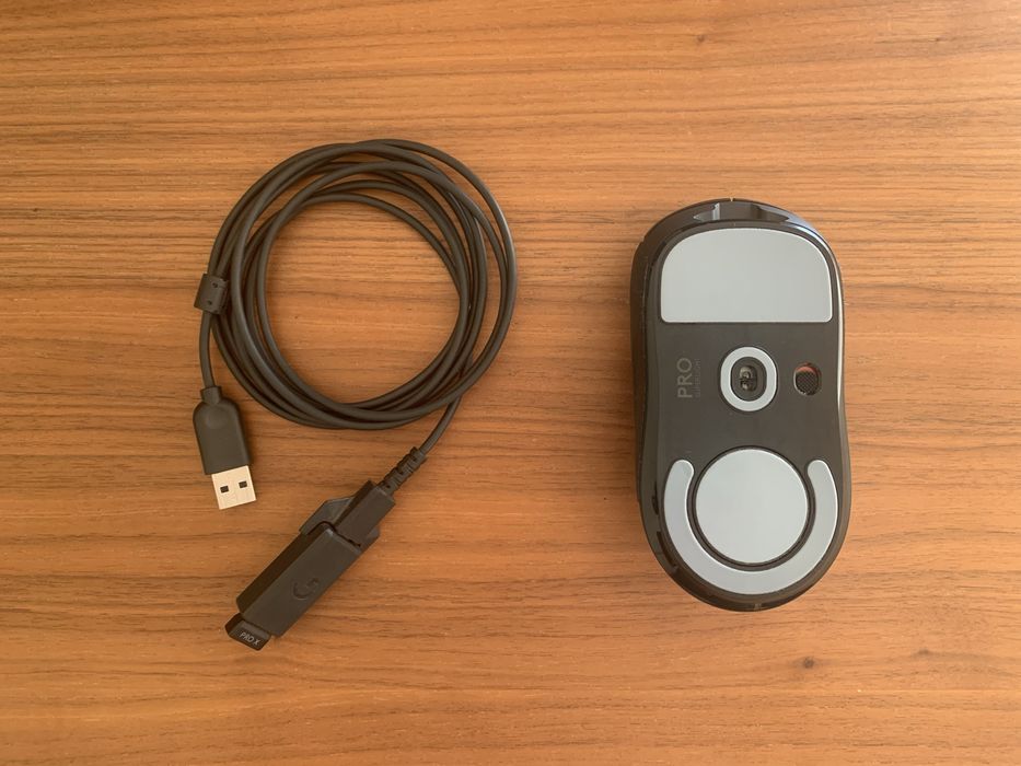 Rato Logitech Pro Superlight
