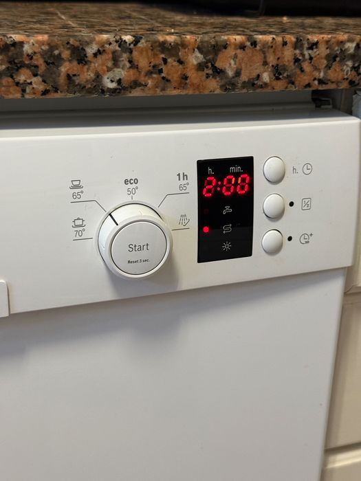 Máquina de Lava-Loiça Bosch Série 2 SilencePlus Como nova