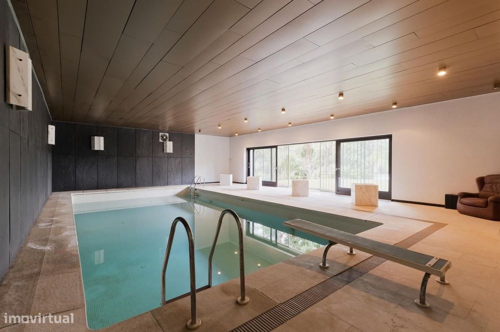 Moradia T6 com piscina, Estoril, Cascais