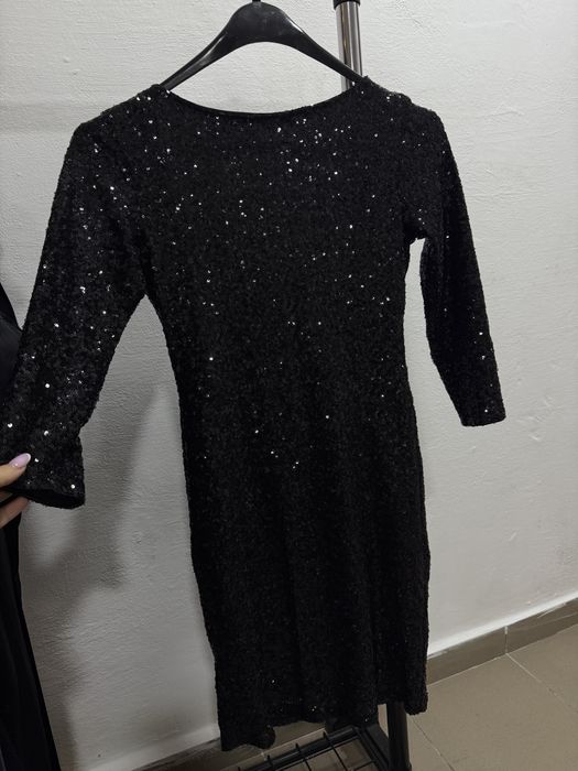 Міні сукня в паєтки