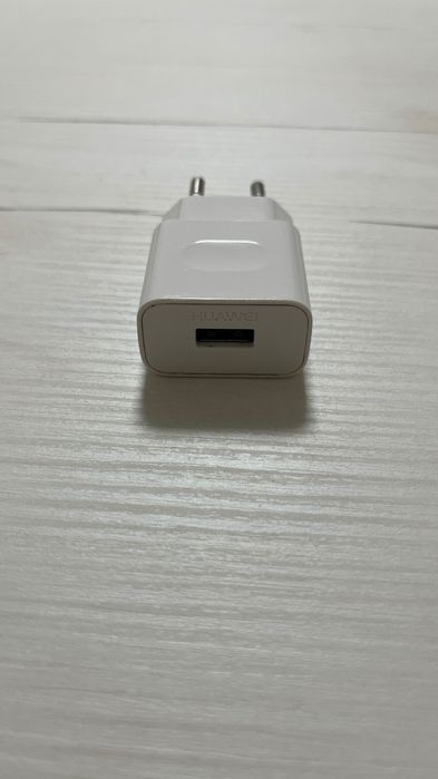 Huawei Charger - Switching Power Adaptor HW-050100E0164283905064450123