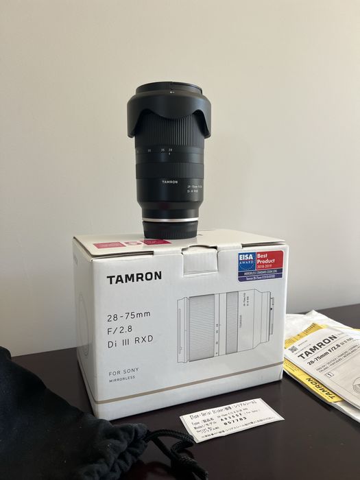 Obiektyw SONY E TAMRON 28-75mm F/2.8 Di III RXD jak nowy