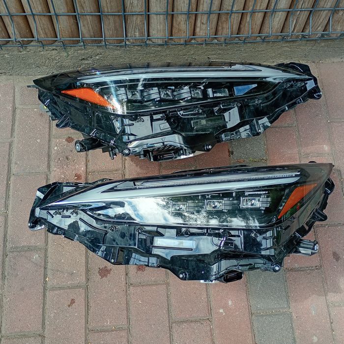 Lexus nx II lampy lampa  przednie full LED lewa prawa z osprzętem