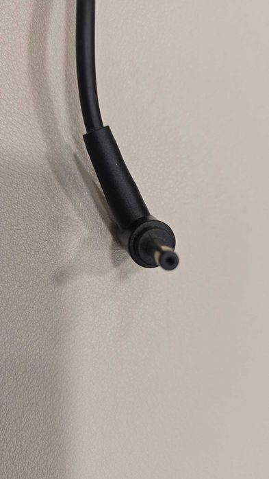 carregador Asus para portátil 19v 2.37a