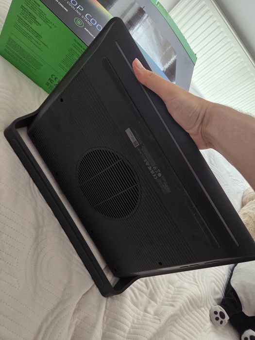 Laptop cooling pad RAZER