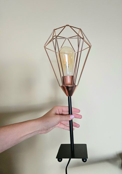 Lampka nocna na biurko diament rose Gold żółto czarna ciepłe światło