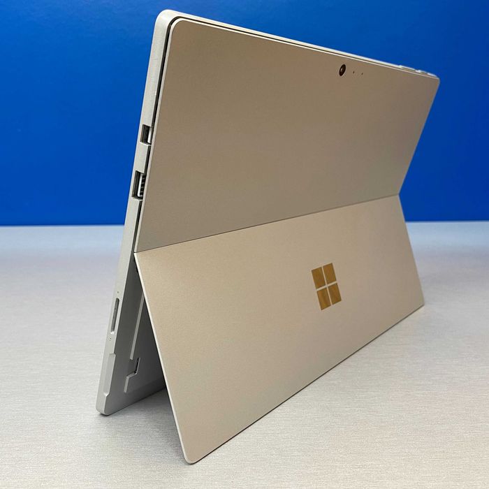 Microsoft Surface Pro 5 - 12.3" (i5-7300U/8GB/256GB SSD)64284427558403122
