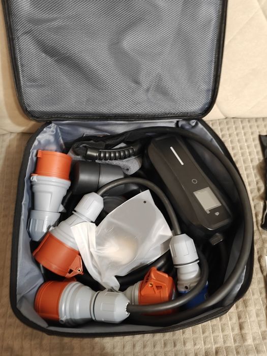 Ładowarka do samochodów elektrycznych