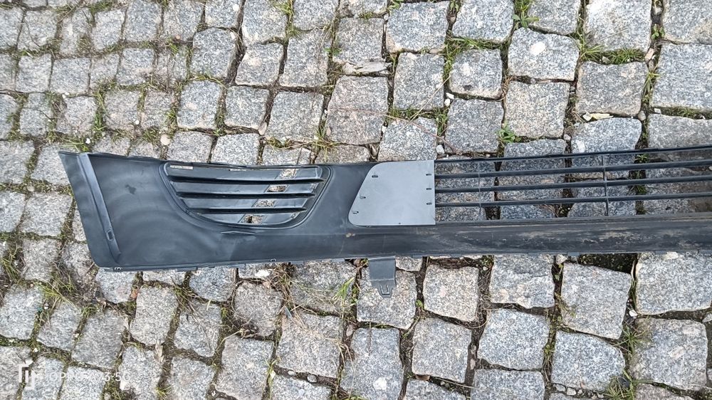 Avental de parachoques Ford fiesta 2003