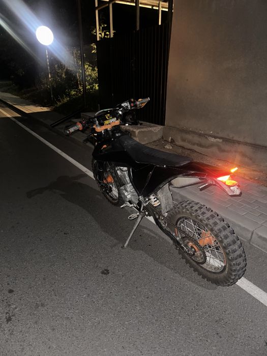 Продам мотоцикл kovi start 250