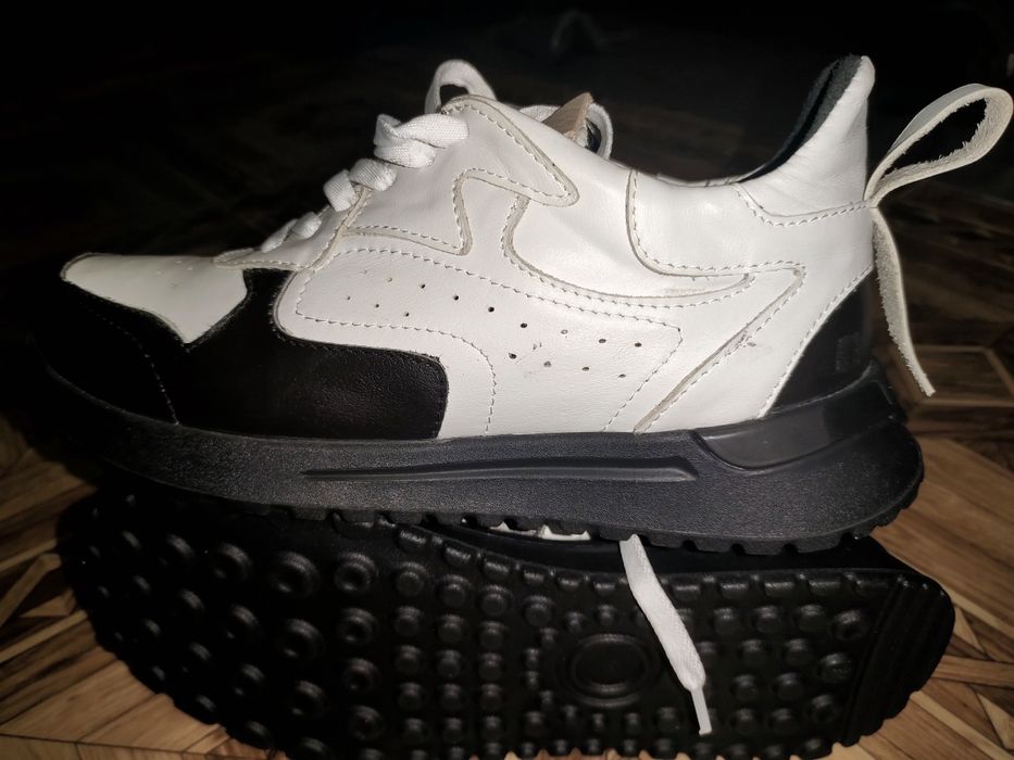 Продамо кожне взуття