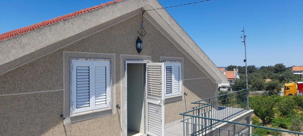 Moradia isolada em aldeia Guarda
