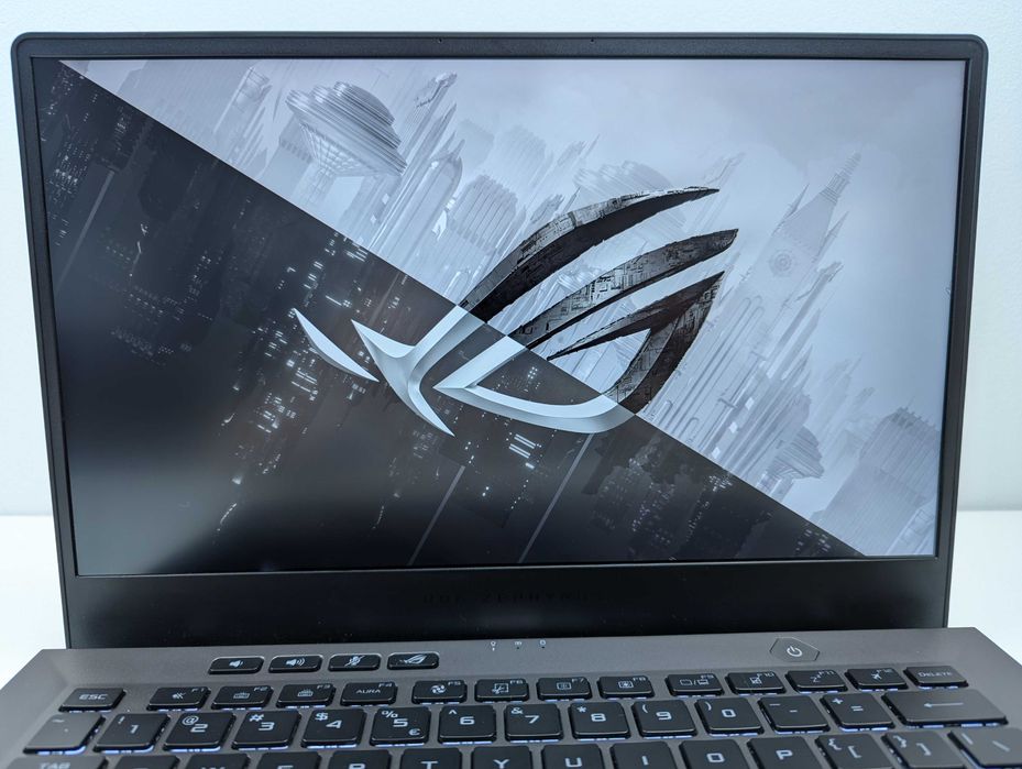 LAPTOP GAMINGOWY 14" Asus ROG Zephyrus RTX 3050 Ryzen 7 5800HS 144hz