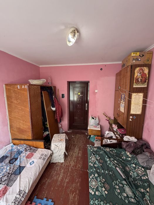 Продається 1  кімната  Південна  Кільцева 2 пов