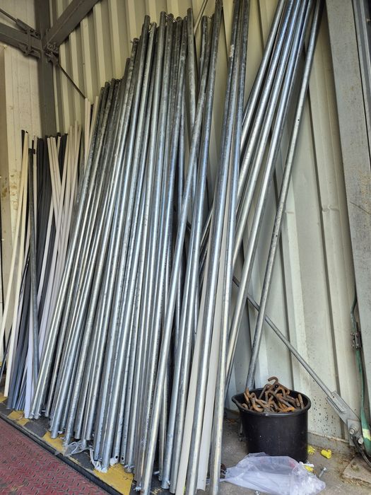 Drążek, podpórka, rurka 2,3 m ocynkowana bez rdzy w stanie idealnym