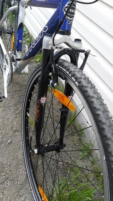 Велосиед TREK 7300 FX 28 на Shimano Deore вилка Rock shox