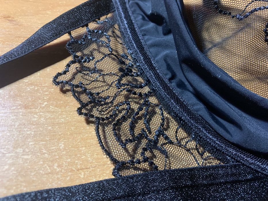 продаж бюстгалтера ,новий з біреою