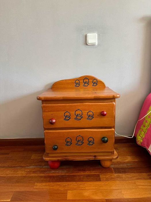 Mesas de cabeceira com ursinhos