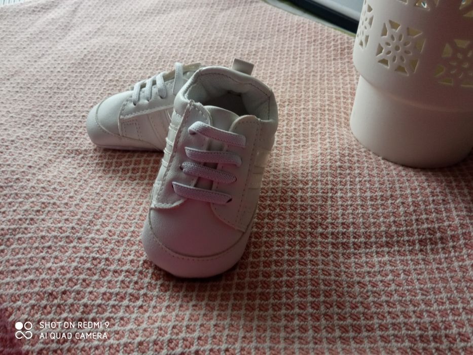 NOWE Adidaski buciki trampki niechodki białe