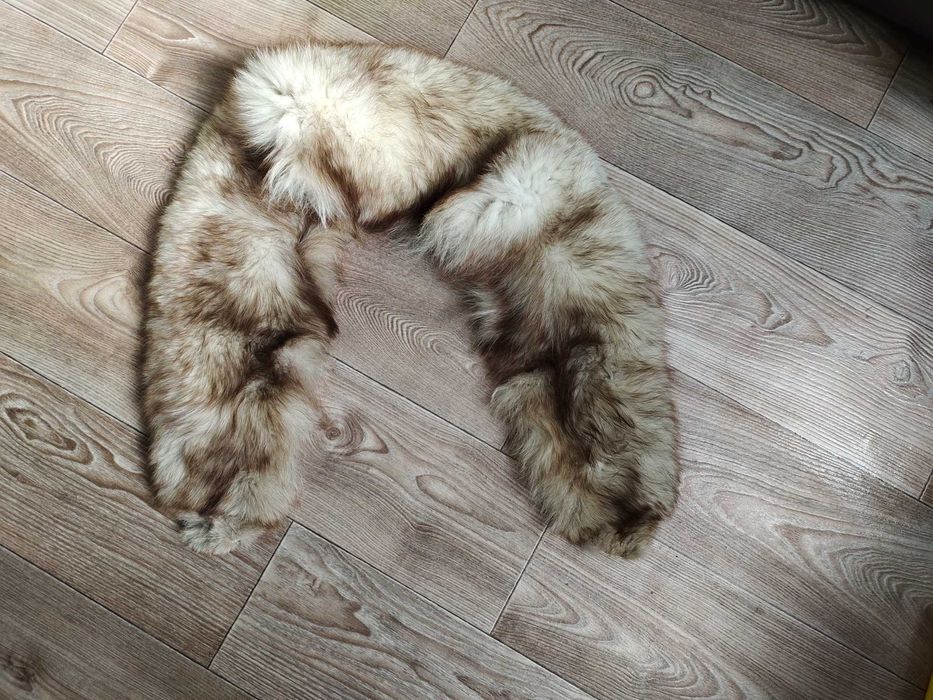 Хутро писця білого