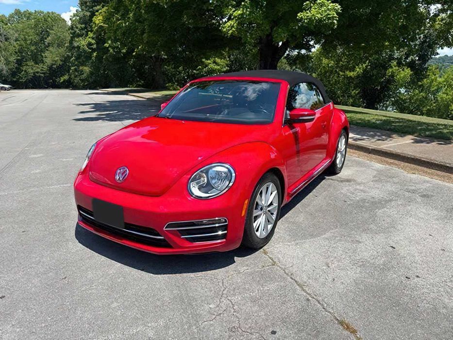 Volkswagen Beetle Dune Convertible      2017