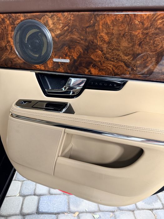 Продам Jaguar xj