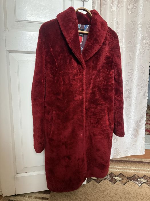 Шикарне жіноча шуба пальто Actors