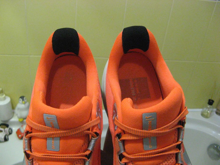 Кроссовки Nike  43
