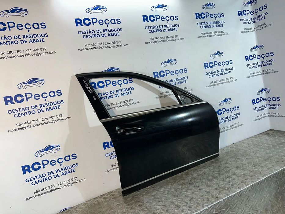 Porta Frente Frontal Direita Mercedes W204 Saloon Original