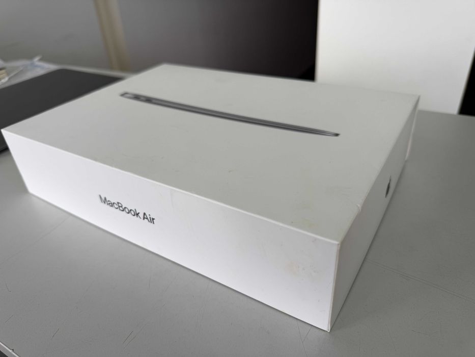 Apple Macbook Air M1