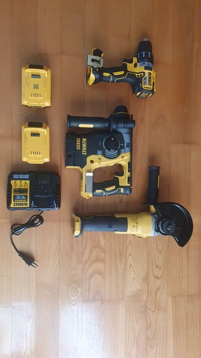 Zestaw DeWalt młotowiertarka, szlifierka, wkrętarka, aku. Nieużywane
