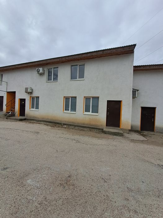 Здам офісне приміщення станція метро "Берестейська"