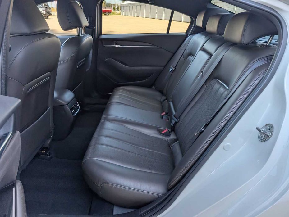Mazda 6 Signature      2018