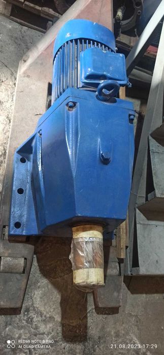 Мотор-редуктор, цилиндрический редуктор, редуктор KMR