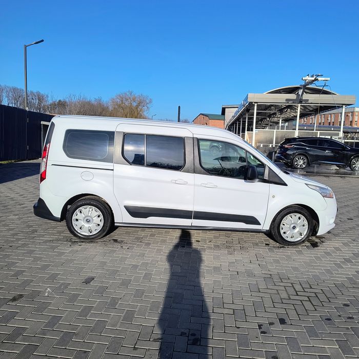 Продам авто Ford TOURNEO CONNECT 2013 р.в.