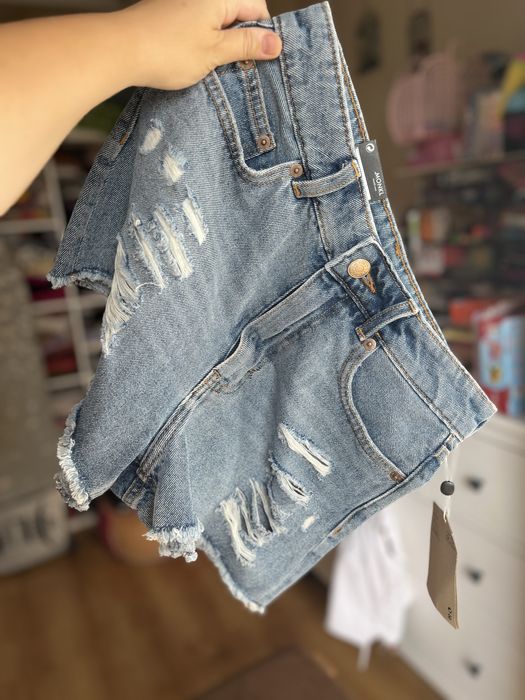 Spodenki jeansowe szorty Monki Kelly denim distressed 26 S