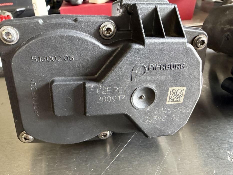Borboletas de admissão Audi