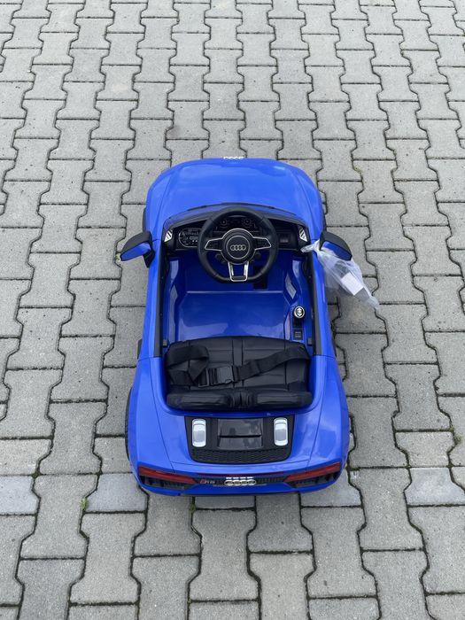 Auto na akumulator AUDI R8 Spyder Pilot USB SKÓRA Miękkie koła EVA