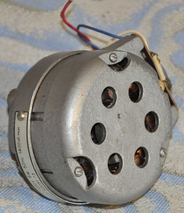 Однофазный двигатель КД-6-4-У4, 6Вт, 1400 об/мин