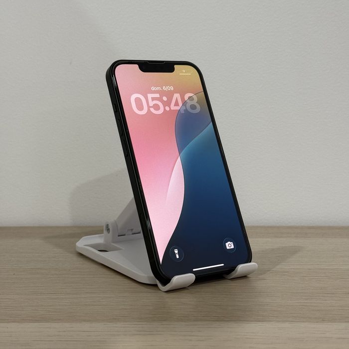 iPhone 13 - 128GB - Desbloqueado