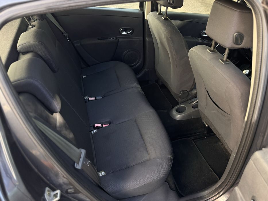Renault Clio III 1.2 75cv