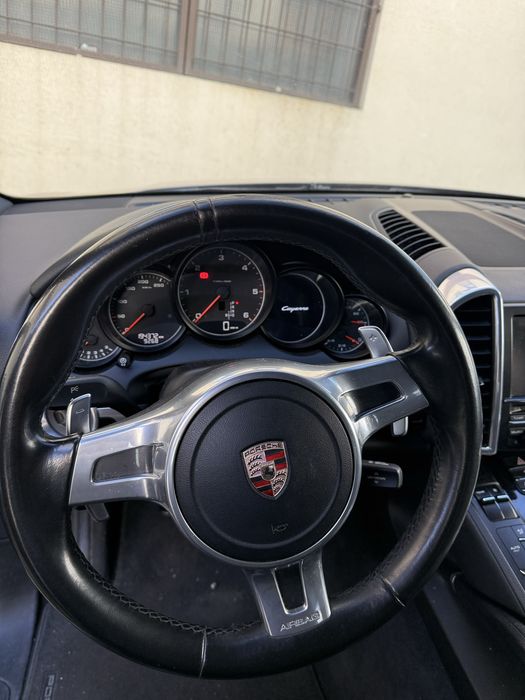Porsche Cayenne 3.0