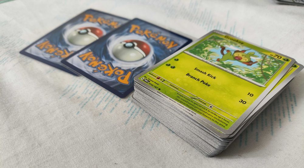 Pokemon TCG Twilight Masquerade Bulk + 1xReverse-holo + 1xHolo