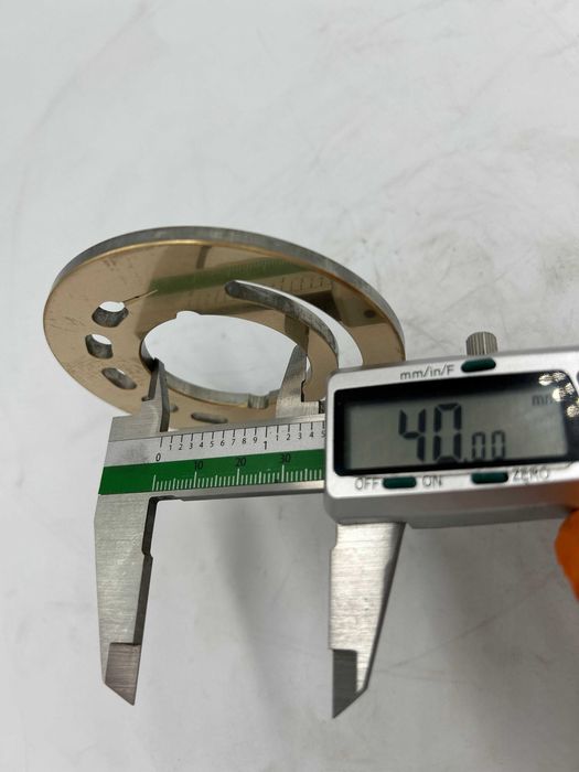 Płyta zaworowa / tarcza rozrządu pompy CASE Maxxum A10V