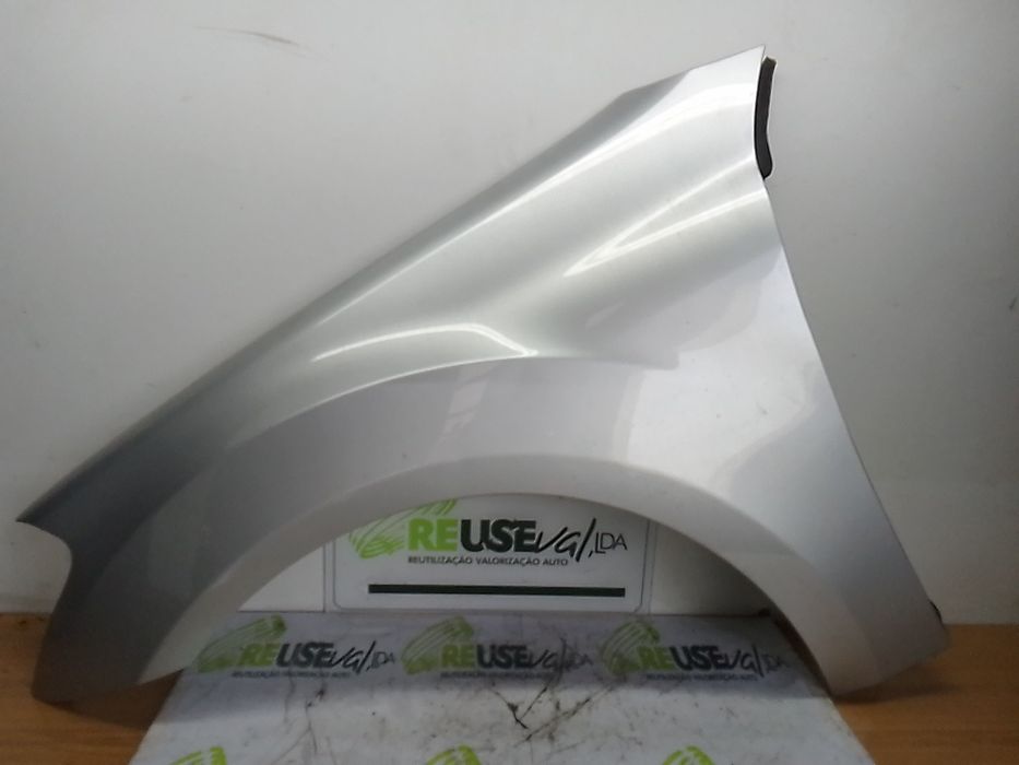 Guarda-lamas esquerdo MERCEDES-BENZ Classe M (W164)