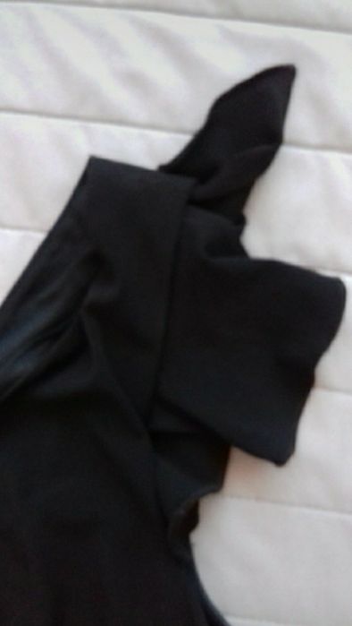 Dalia Collection czarna sukienka r.12