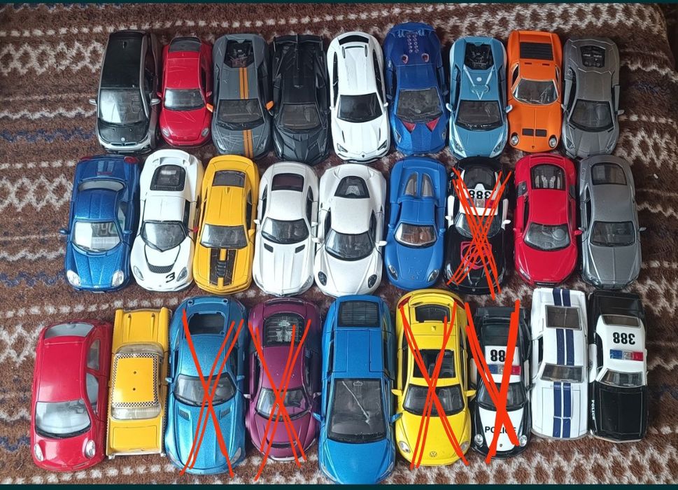 Продам машинки Kinsmart 1/36