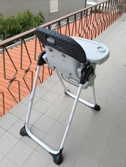 Cadeira de refeição bebe