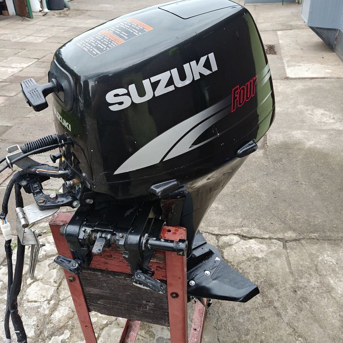 Silnik zaburtowy Suzuki 15 manetka